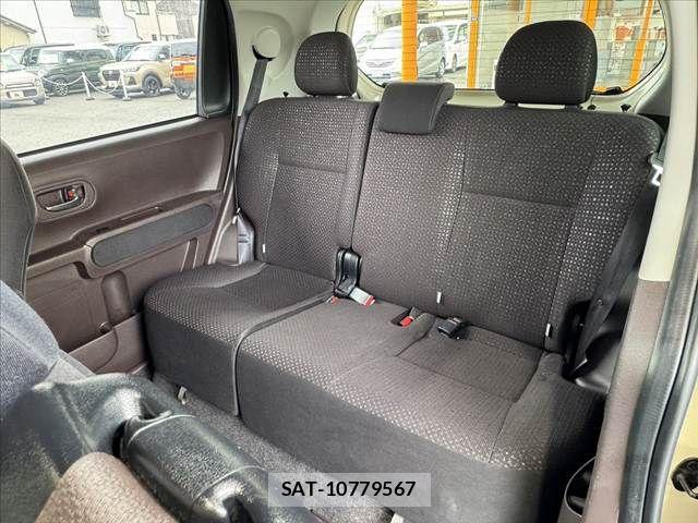 Toyota PORTE 2015-03 7619190-17