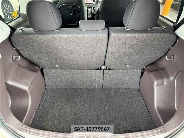 Toyota PORTE 2015-03 7619190-18