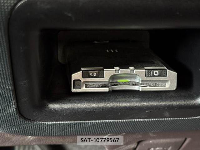 Toyota PORTE 2015-03 7619190-27