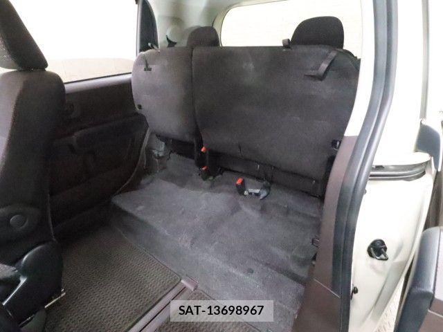 Toyota PORTE 2014-09 7619188-9