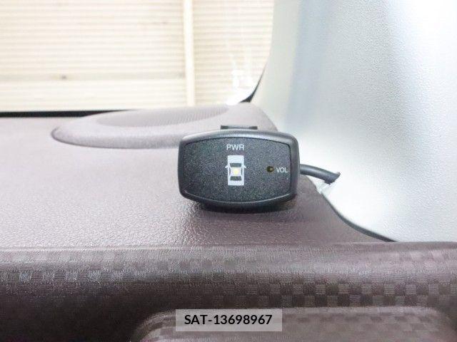Toyota PORTE 2014-09 7619188-21
