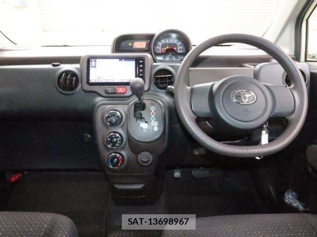 Toyota PORTE 2014-09 7619188-2