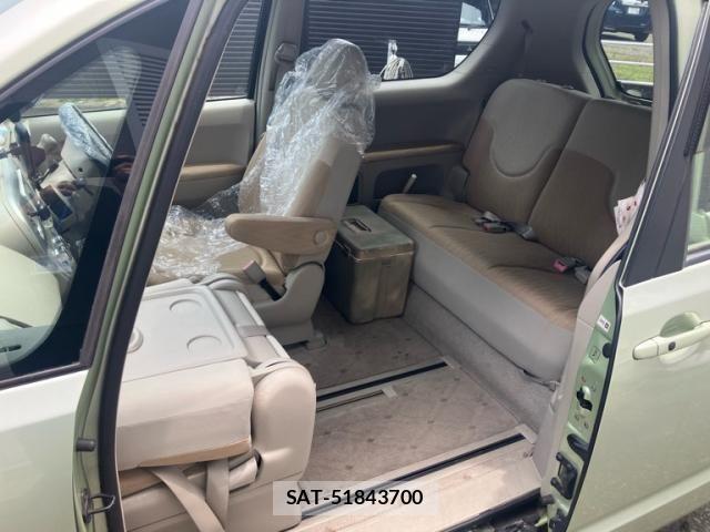 Toyota PORTE 2008-06 7619191-10