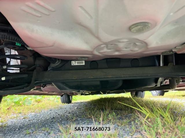 Toyota PORTE 2012-10 7619192-10