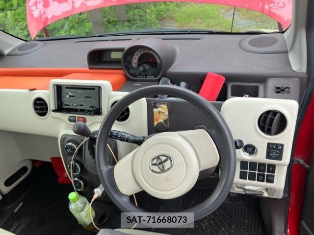 Toyota PORTE 2012-10 7619192-19