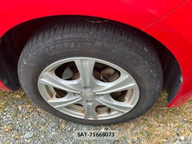 Toyota PORTE 2012-10 7619192-5