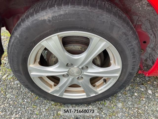 Toyota PORTE 2012-10 7619192-6