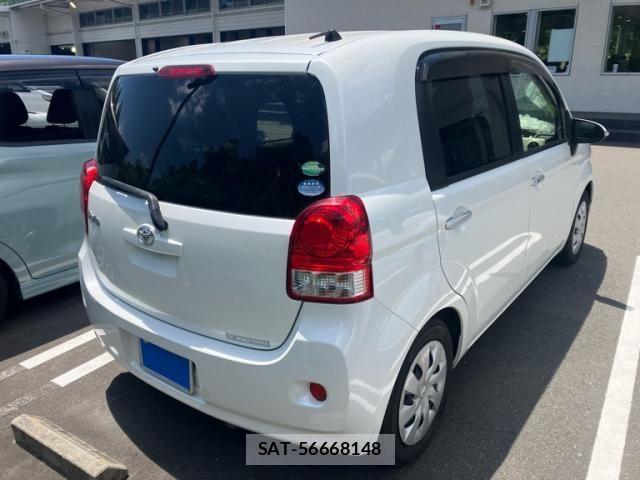 Toyota PORTE 2013-01 7727230-5