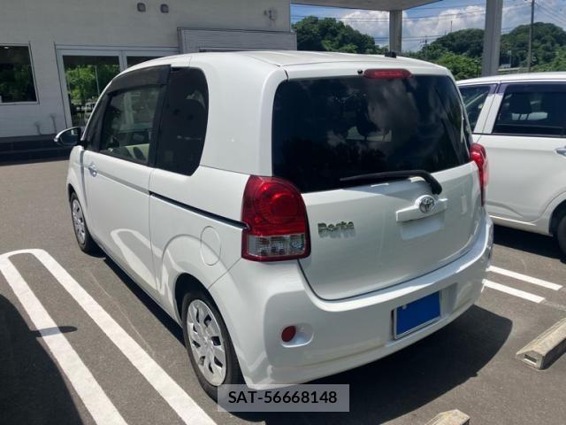 Toyota PORTE 2013-01 7727230-6
