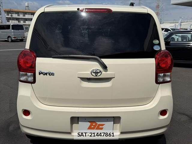 Toyota PORTE 2015-12 7727232-13
