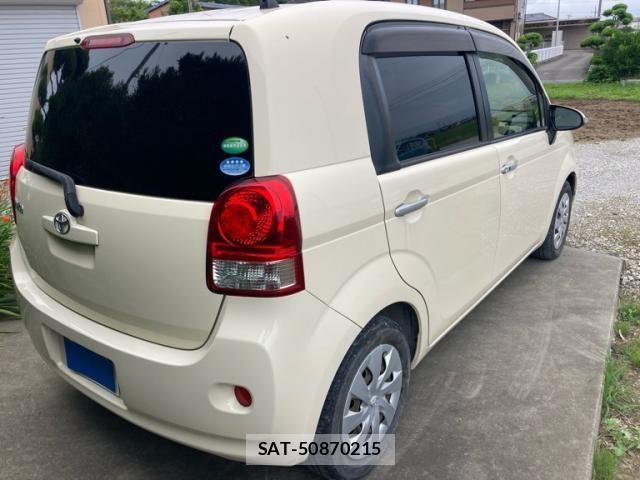Toyota PORTE 2012-08 7727235-1