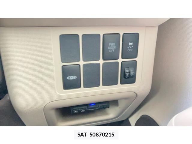 Toyota PORTE 2012-08 7727235-21