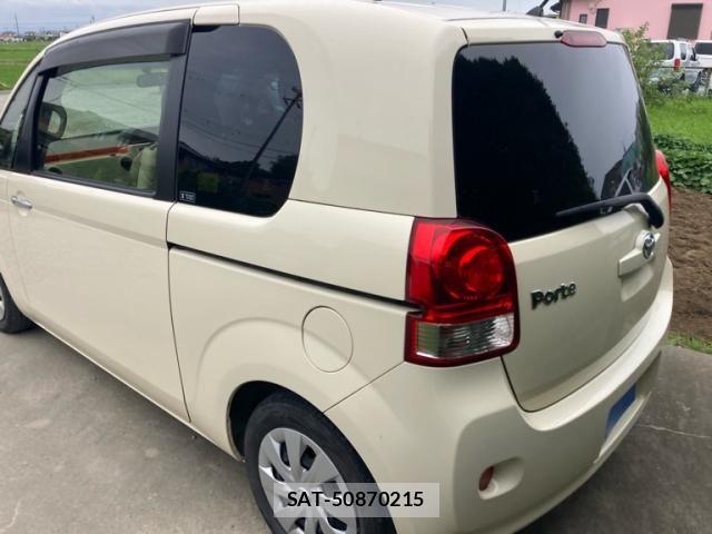 Toyota PORTE 2012-08 7727235-2