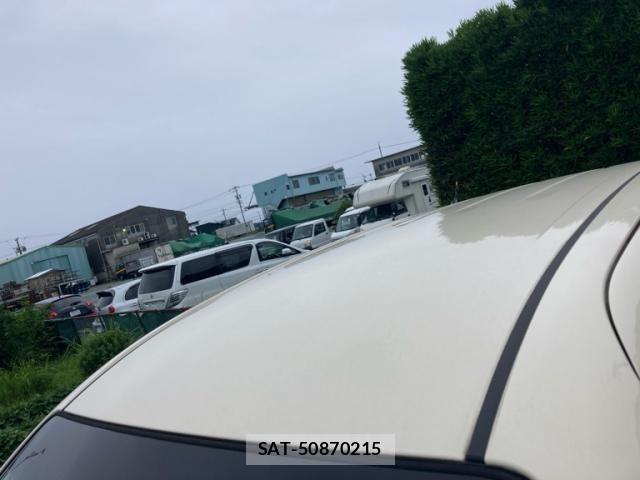 Toyota PORTE 2012-08 7727235-7