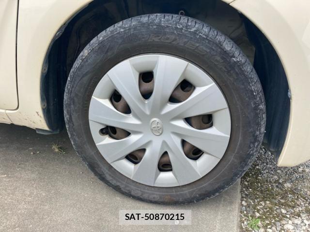 Toyota PORTE 2012-08 7727235-8
