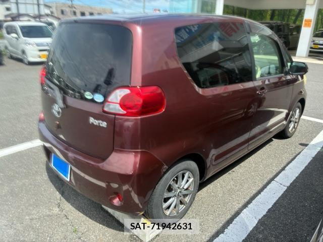 Toyota PORTE 2012-01 7727236-10