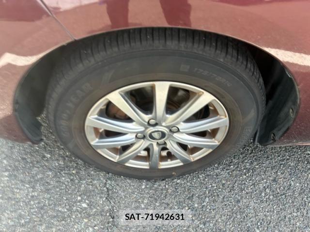Toyota PORTE 2012-01 7727236-6