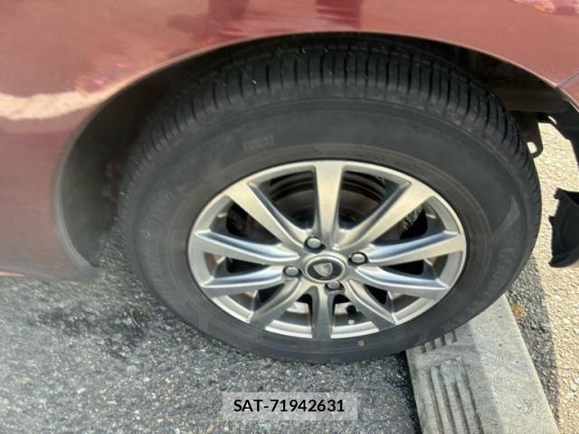 Toyota PORTE 2012-01 7727236-7