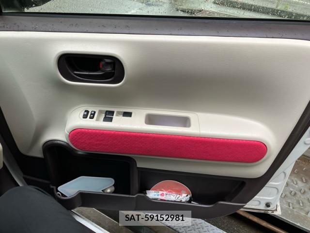 Toyota PORTE 2017-11 7727228-12