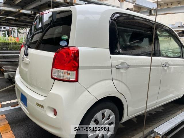 Toyota PORTE 2017-11 7727228-3