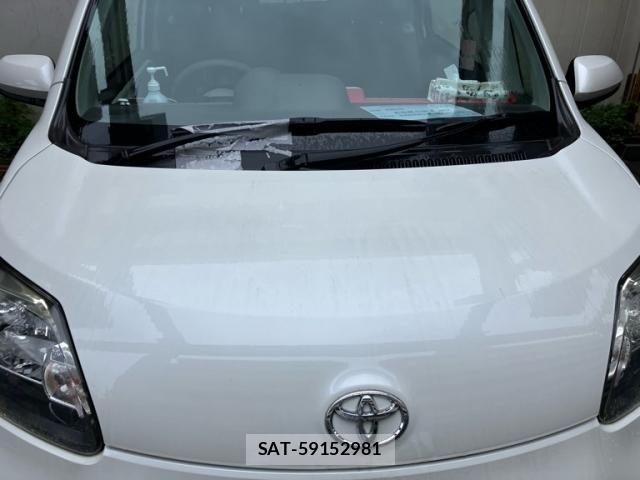 Toyota PORTE 2017-11 7727228-5
