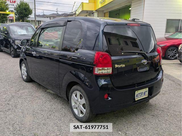 Toyota PORTE 2016-09 7727229-18