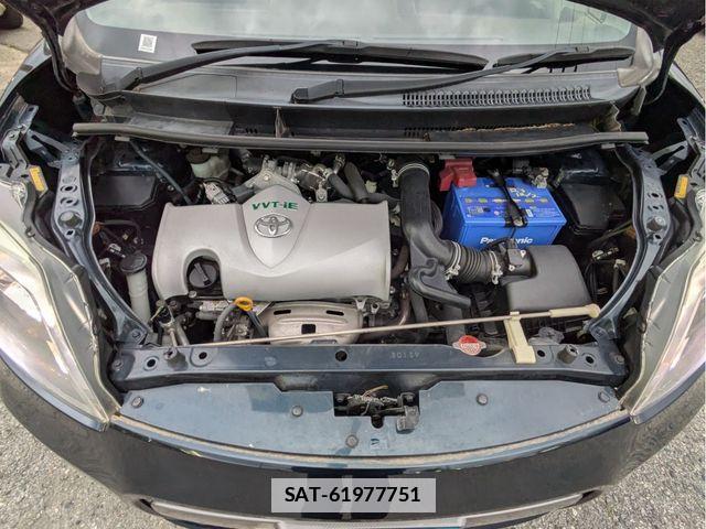 Toyota PORTE 2016-09 7727229-26
