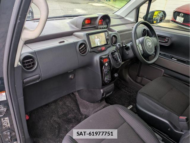 Toyota PORTE 2016-09 7727229-2