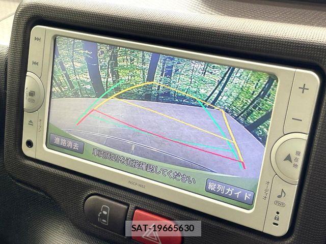 Toyota PORTE 2013-02 7788225-3