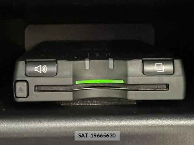 Toyota PORTE 2013-02 7788225-6
