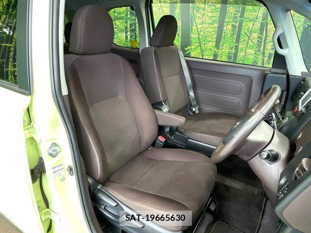 Toyota PORTE 2013-02 7788225-7
