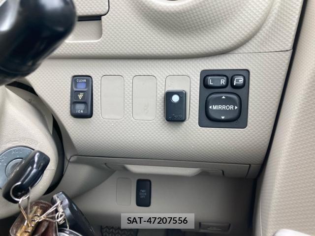 Toyota PORTE 2009-09 7788218-19