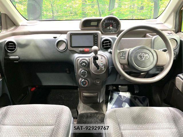 Toyota PORTE 2015-06 7788226-1
