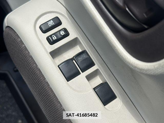 Toyota PORTE 2015-07 7878793-28