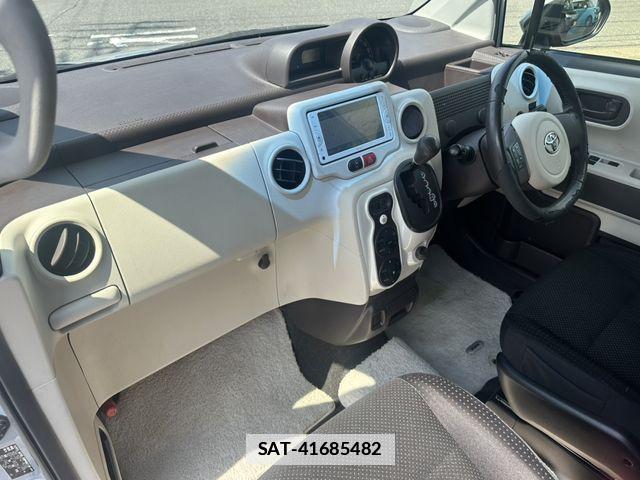 Toyota PORTE 2015-07 7878793-2