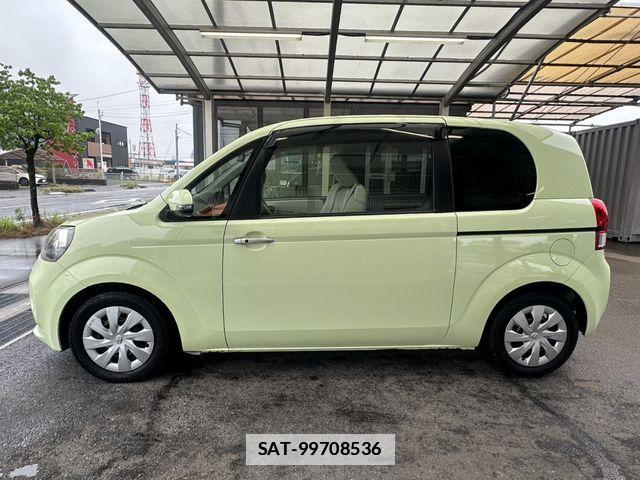 Toyota PORTE 2013-06 7878791-18