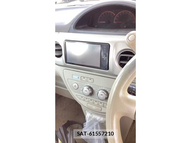 Toyota PORTE 2012-03 7878792-9