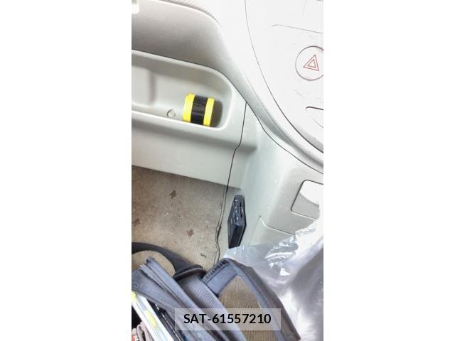 Toyota PORTE 2012-03 7878792-10