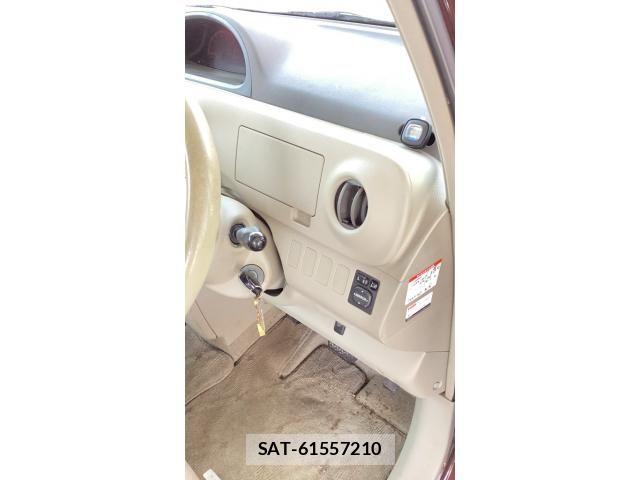 Toyota PORTE 2012-03 7878792-6