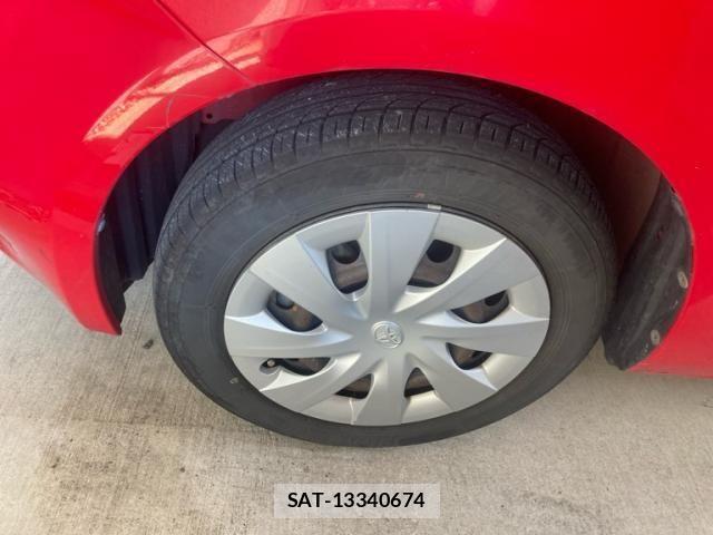 Toyota PORTE 2013-04 7963286-7