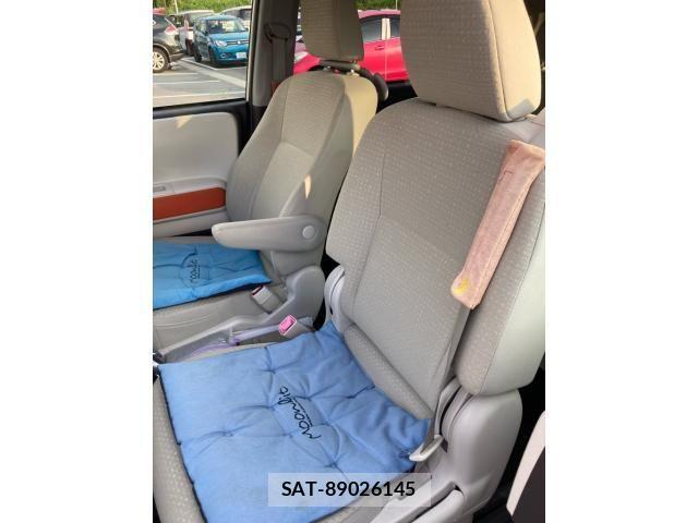 Toyota PORTE 2014-12 7963285-12