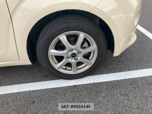 Toyota PORTE 2014-12 7963285-5