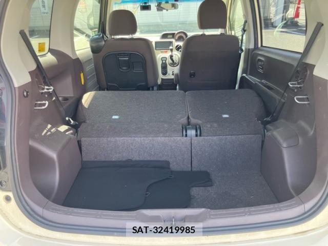 Toyota PORTE 2013-08 7980597-20