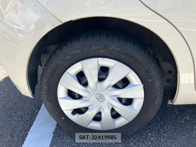 Toyota PORTE 2013-08 7980597-7