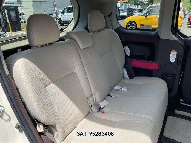 Toyota PORTE 2016-06 8037619-11