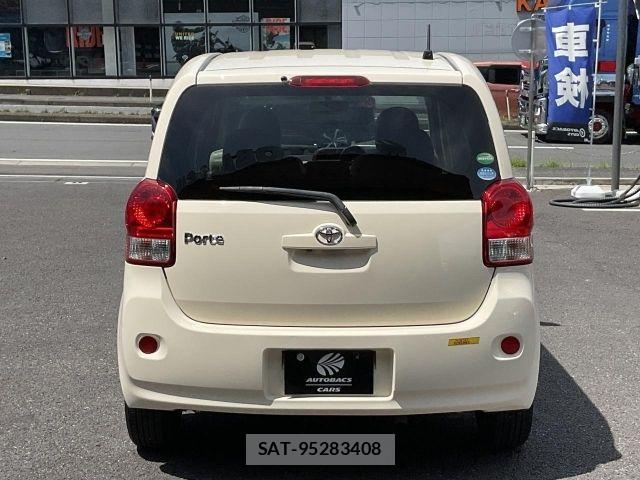 Toyota PORTE 2016-06 8037619-4