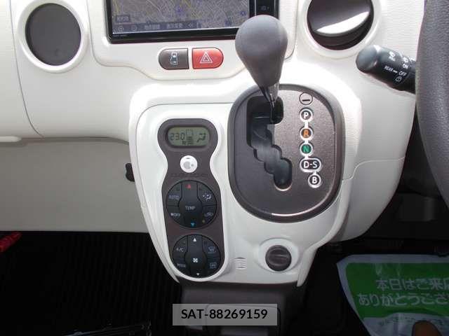 Toyota PORTE 2019-05 8037618-7