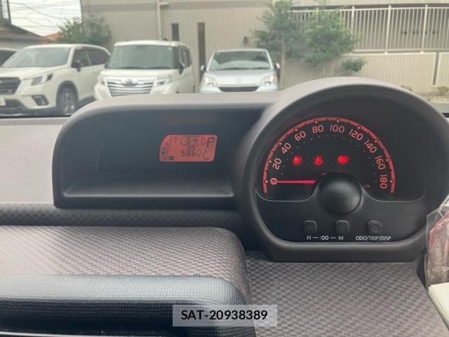 Toyota PORTE 2015-11 8037624-19