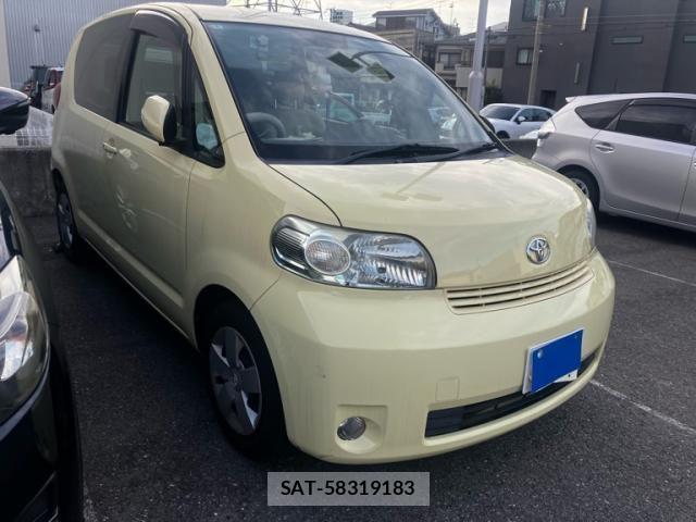 Toyota PORTE 2009-10 8037623-1