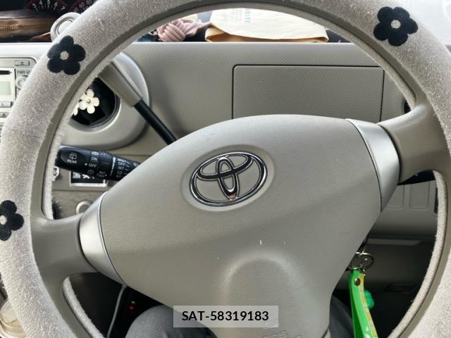 Toyota PORTE 2009-10 8037623-8